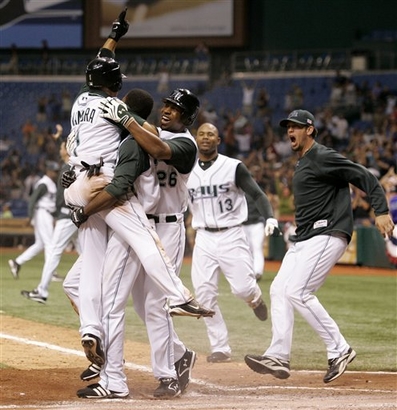 The Hangover: Edwin Jackson Reminded Why He Wears A Glove. We Are Reminded Why He Is In The Majors