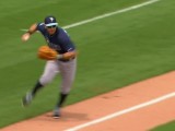 There is nothing wrong with Evan Longoria’s glove and arm
